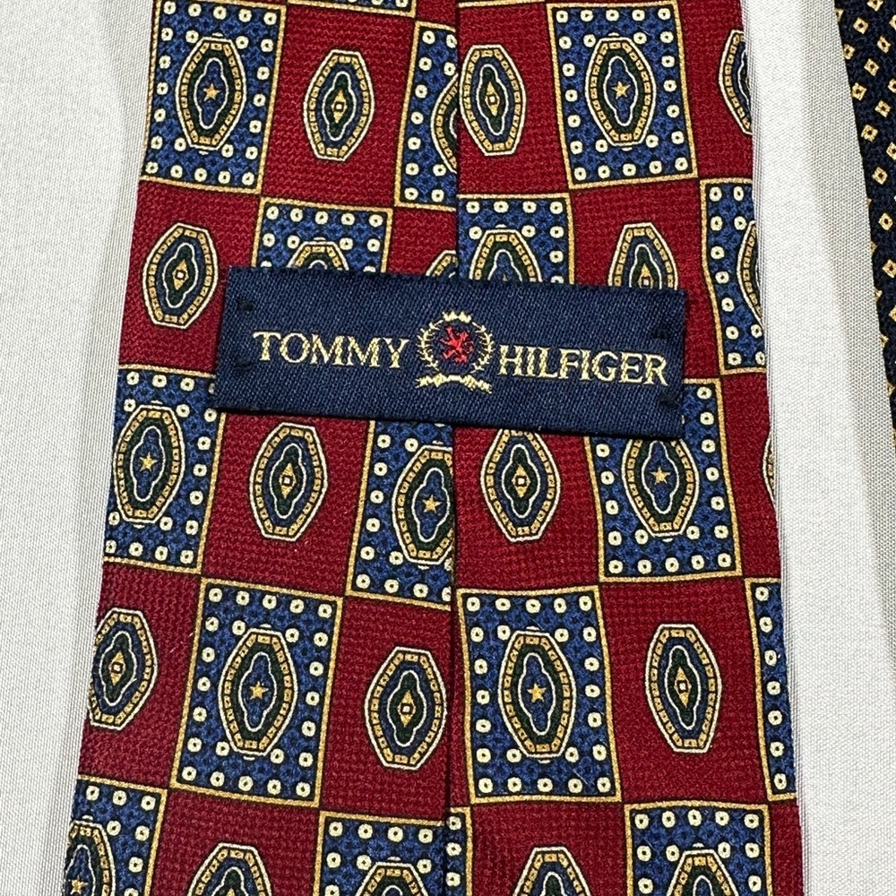 Men’s Tommy Hilfiger Silk Necktie​​ - Picture 5 of 6